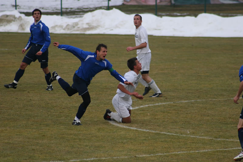 gal/Saison2007-2008- 13. Spieltag- SV Reischach - SSV Bruneck/2007-11-26 SVR - SSV Bruneck 017.jpg